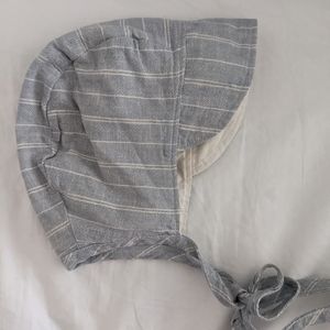 Nest and Nurture gender neutral bonnet 6-12 months